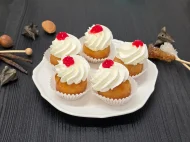 Mini Savarine cu Frisca