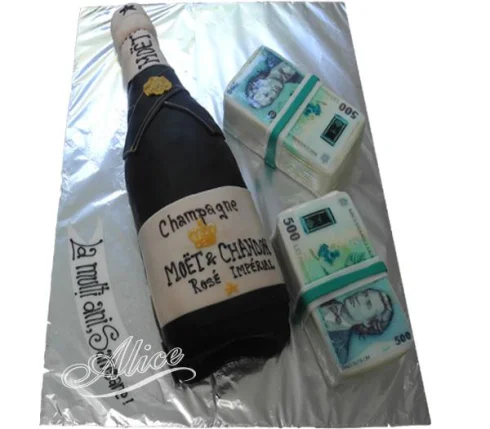 Tort Sampanie si Bani