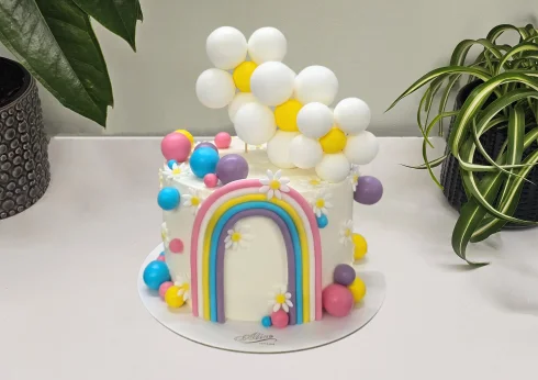 Tort cu Figurine Flori din Sfere
