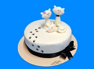 Tort cu Figurine Pisici