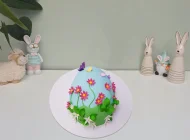 Tort Paste in Forma de Ou cu Floricele