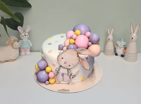 Tort Paste cu Iepuras si Bile