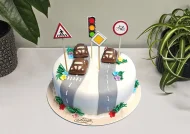 Tort cu Masinute de Ciocolata 15g