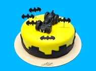 Tort cu Figurina Batmobil