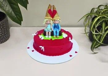 Tort cu Figurine Indragostiti