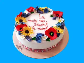 Tort cu flori de camp
