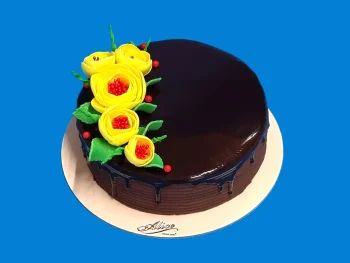 Tort cu Flori Galbene