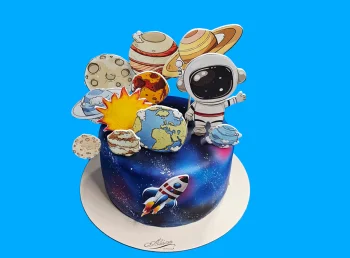 Tort cu poze Astronaut si Planete
