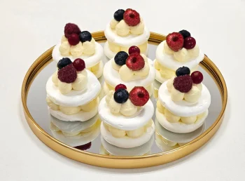 Mini Pavlova Candy Bar