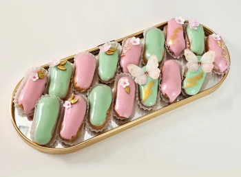 Mini Eclere Candy Bar