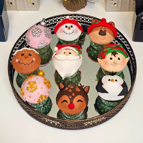 CUTIE CUPCAKES CRACIUN