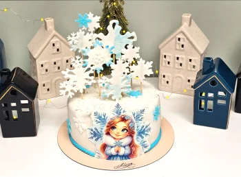 Tort Iarna Cu Printesa de Gheata