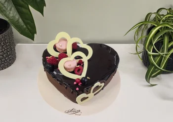 Tort Love Inimioare Albe