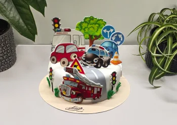 Tort cu Poze Masinute Animate