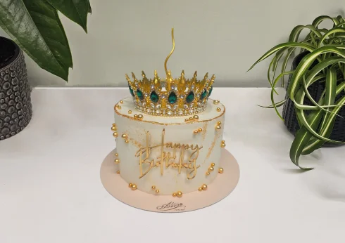Tort cu Coronita si Sclipici