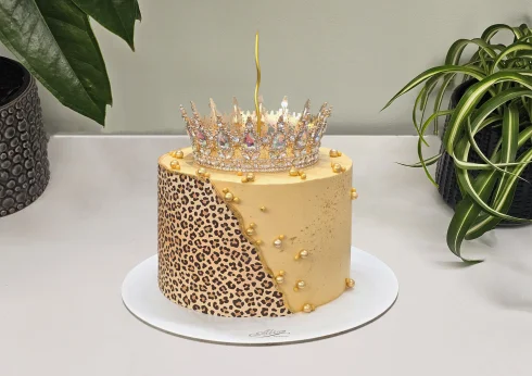 Tort cu Coronita, Sclipici si Imprimeu Leopard