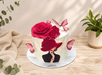 Tort Lady cu Trandafiri